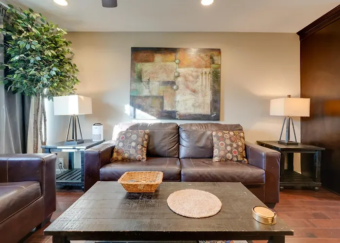 Holiday home Walk To Everything! Pet-friendly Old Town *