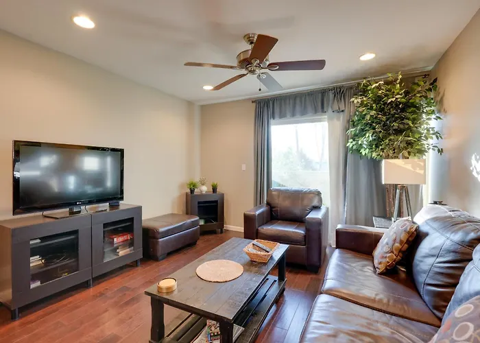 Holiday home Walk To Everything! Pet-friendly Old Town Scottsdale