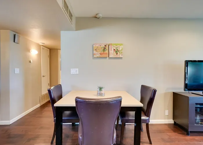 Walk To Everything! Pet-friendly Old Town *
