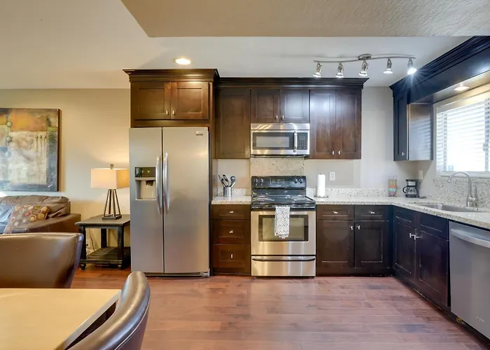 Holiday home Walk To Everything! Pet-friendly Old Town