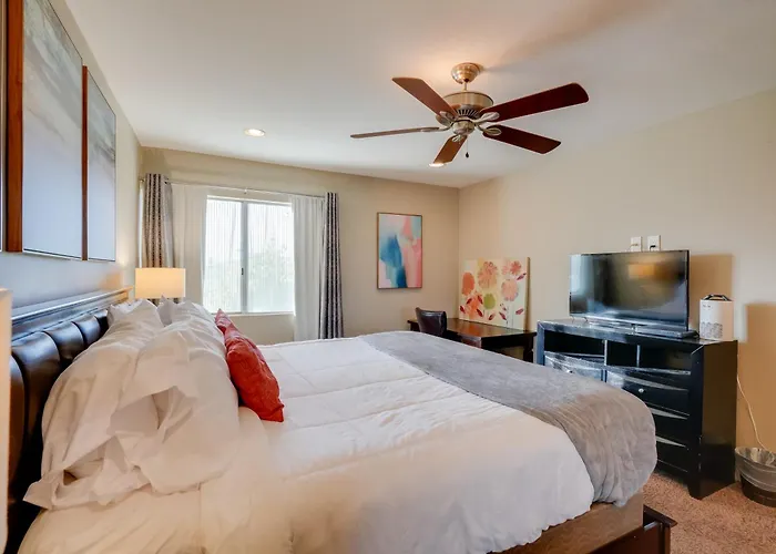 Walk To Everything! Pet-friendly Old Town Holiday home Scottsdale